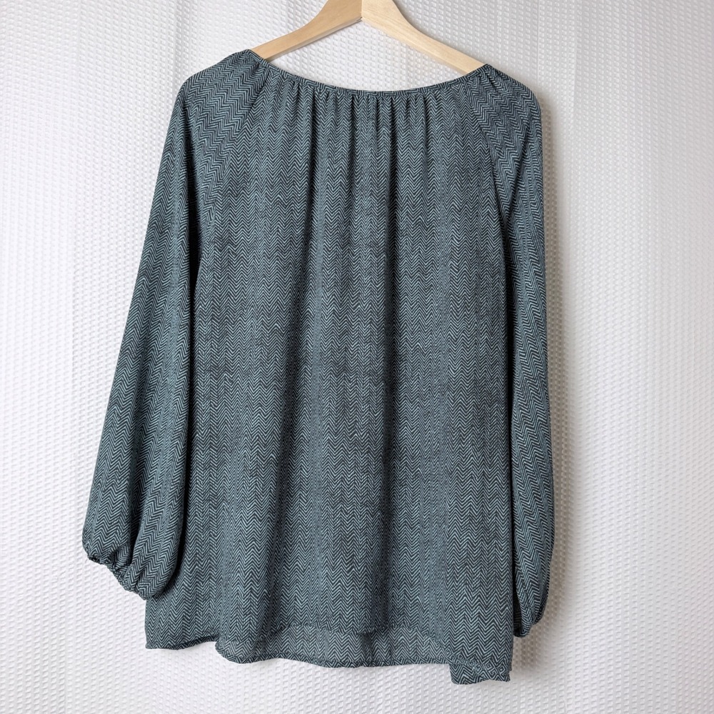Loft Outlet Blouse Women XL Blue Gray Chevron Tie Neck Balloon Sleeve Relaxed - Picture 2 of 8